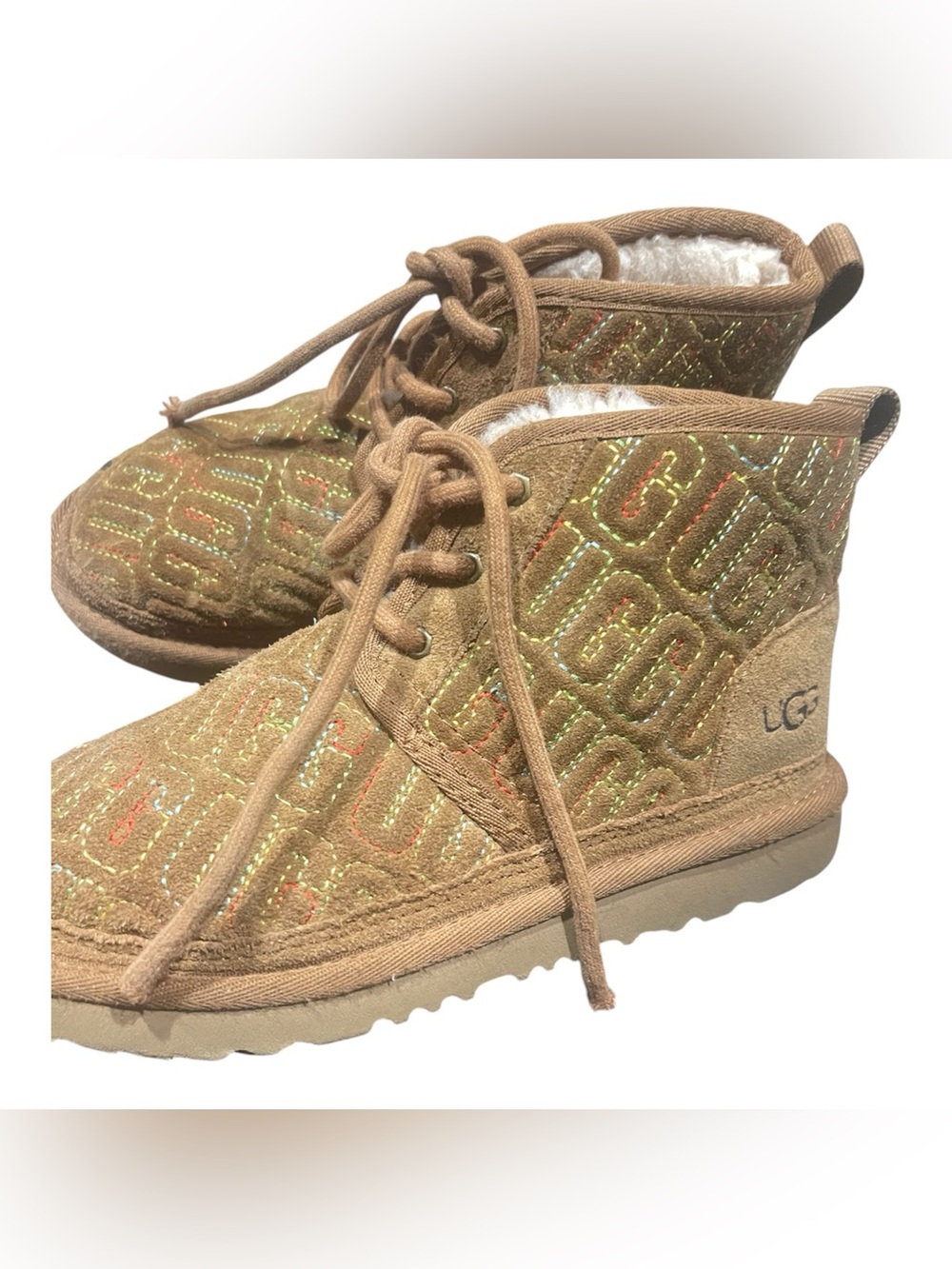 UGG Neumel Graphic Stitch Boots Kids Girl’s Youth Size 2